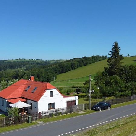 Dum Nedaleko Resovskych Vodopadu Tvrdkov Exterior foto