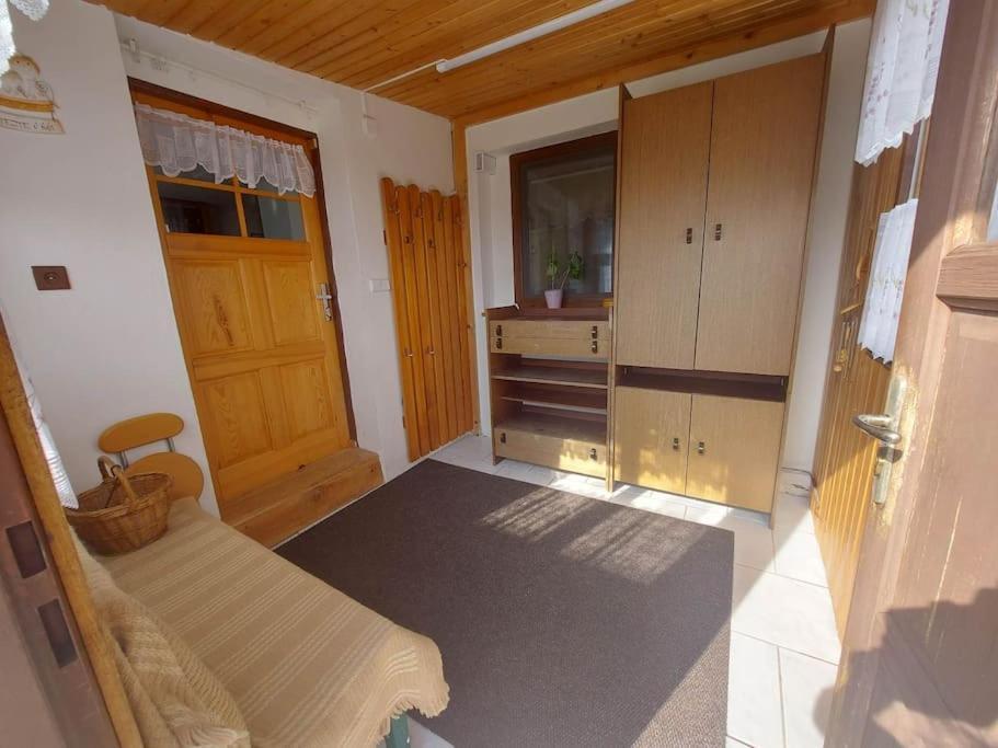 Dum Nedaleko Resovskych Vodopadu Tvrdkov Exterior foto